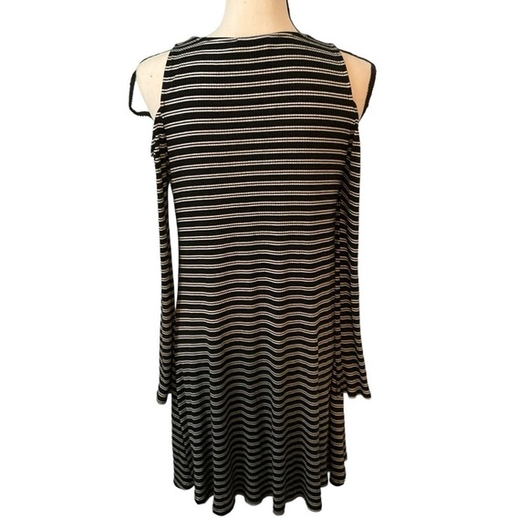 Sugar + Lips Cold Shoulder Striped Midi Dress Size M Drop Shoulder - Picture 4 of 11
